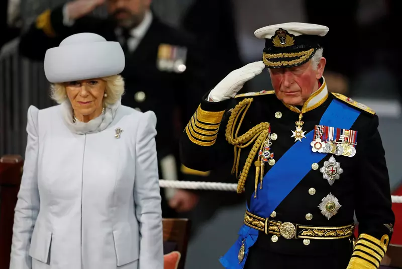 Printul-charles-si-Regina