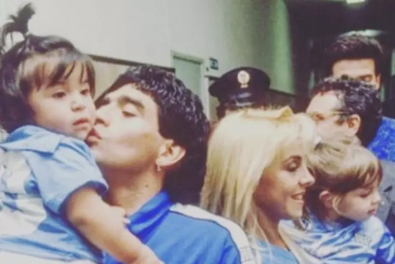 Jmhhc2g9YjAwNDk0MzM3MjRlZDlmYzI5MGM3MTE5ZDEwMTdkZDM.thumb_