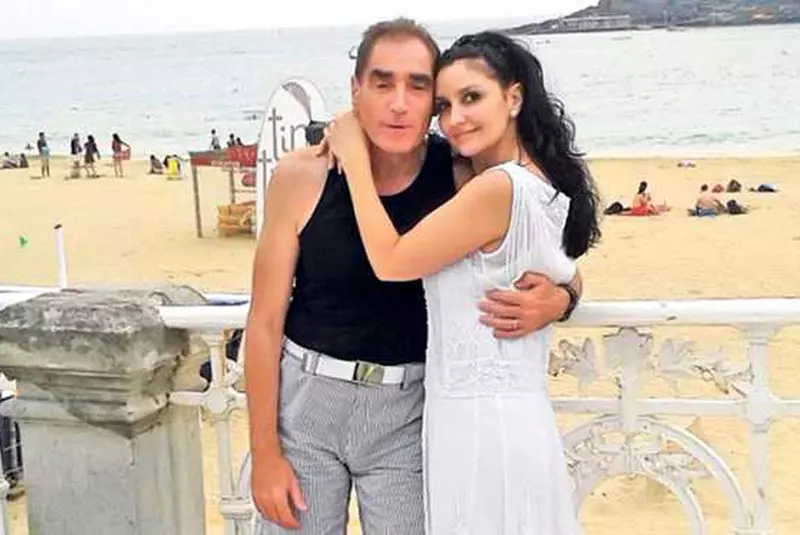 petre-roman-si-sotia