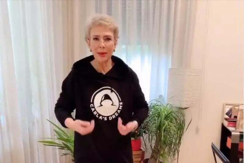 Cum-arata-casa-lui-Teo-Trandafir.-A-dat-milioane-pe-ea-dar-este-uluitor-ce-ii-lipseste2