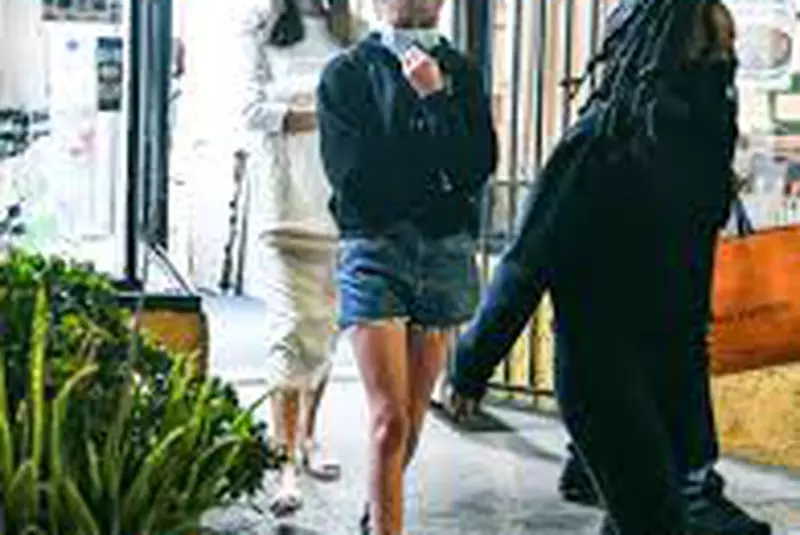 jolie-add7baf5fd9c3812dd51a987a54b0aca-1200×800