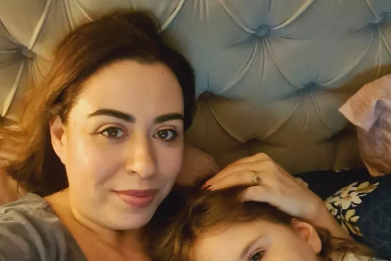 Oana-Roman-2-3-1024×1024