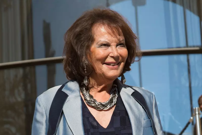 DINER DE GALA POUR LA PRESENTATION DU FONDS DE CHARITE OUZBEKIST