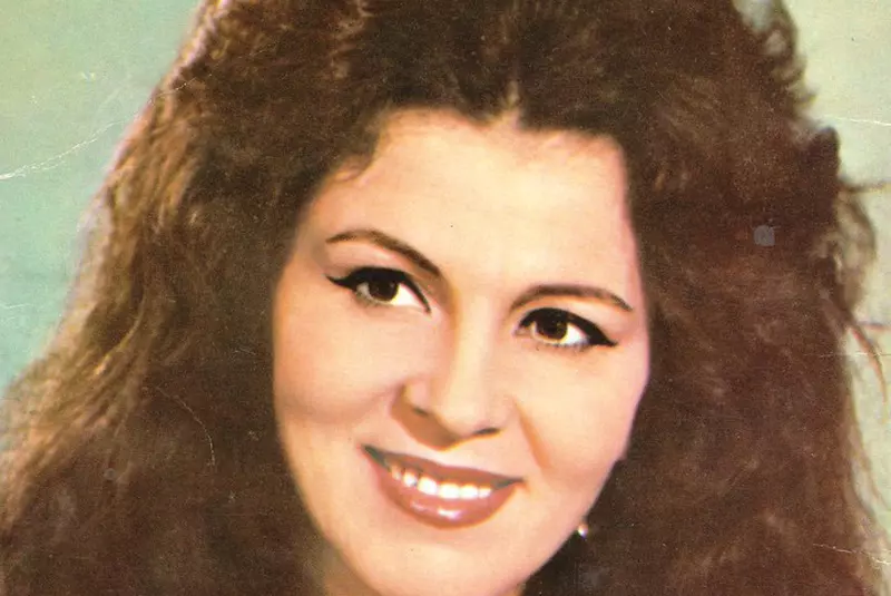 1926c9ed5d3920707ff838e1f543b82f