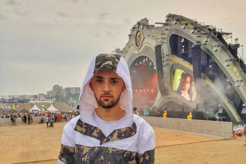 Cine-este-Cucu-de-la-Survivor-3