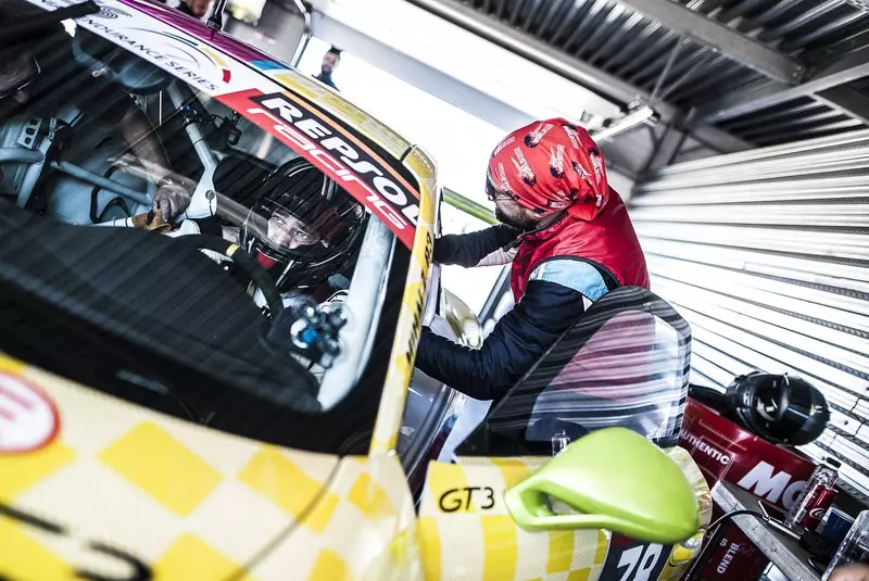 de-ce-a-lipsit-dani-otil-de-la-neatza-1