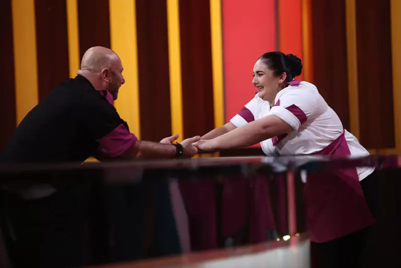 841894-1623924509-narcisa-birjaru-din-echipa-lui-chef-scarlatescu-prima-femeie-castigatoare-la-chefi-la-cutite