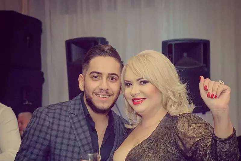 20604523_1415367865220760_3378284279408055760_n-3