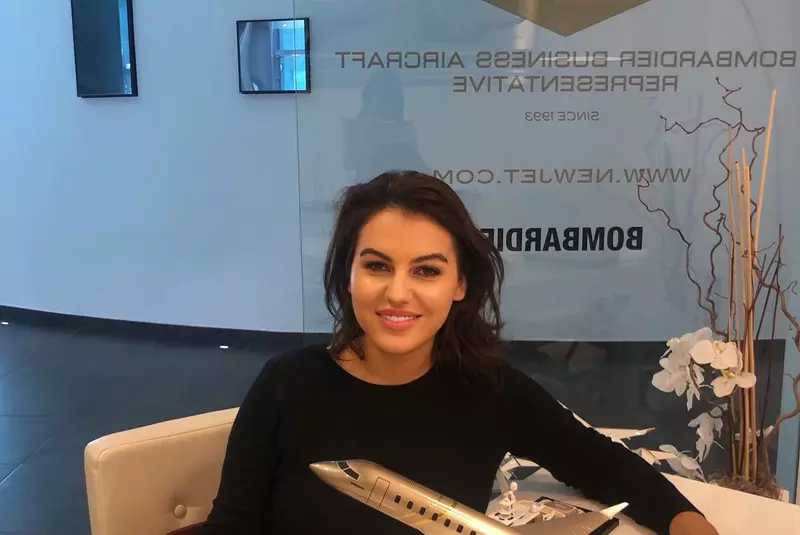 Cine-este-Romina-Gingasu-1