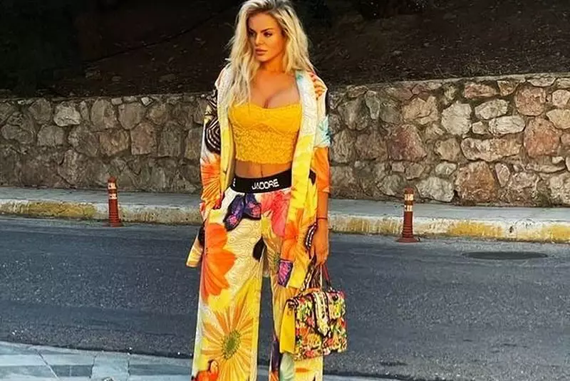 albert-oprea-simona-hapciuc-s-au-sarutat-1