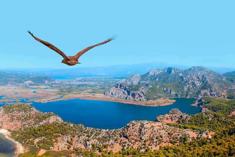 Amazing,Morning,Scene,Of,Popular,Touris,Deastination,-,Capriccioli,Beach.