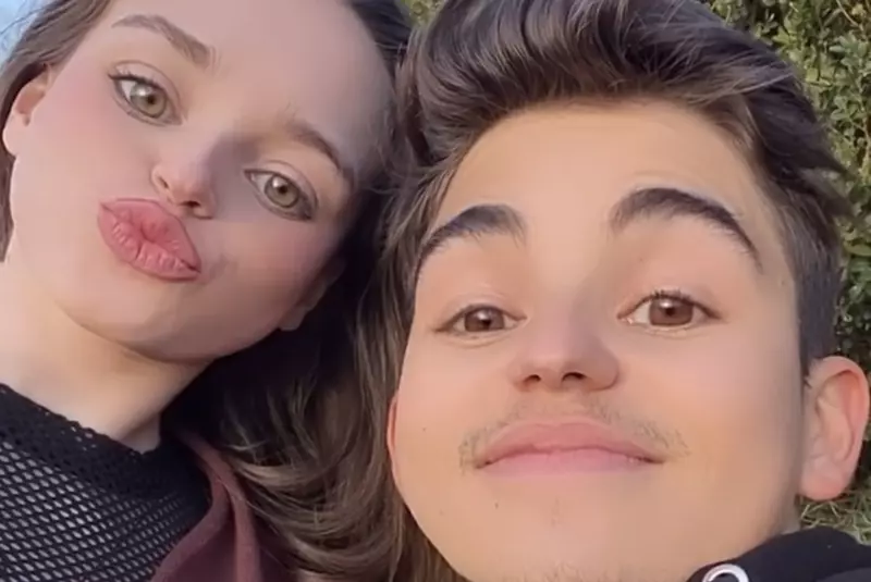 pustiul-minune-al-internetului-sebastian-dobrincu-si-frumoasa-ioana-ignat-cuceresc-topurile-muzicale_12_size19