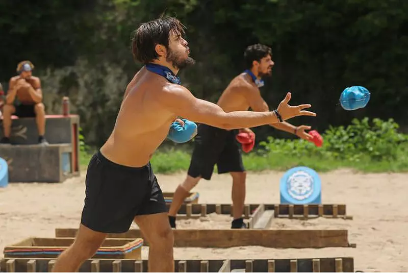 survivor-deschidere1