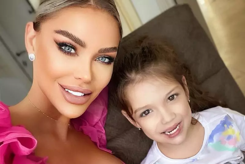 Bianca-Dragusanu-fiica-1