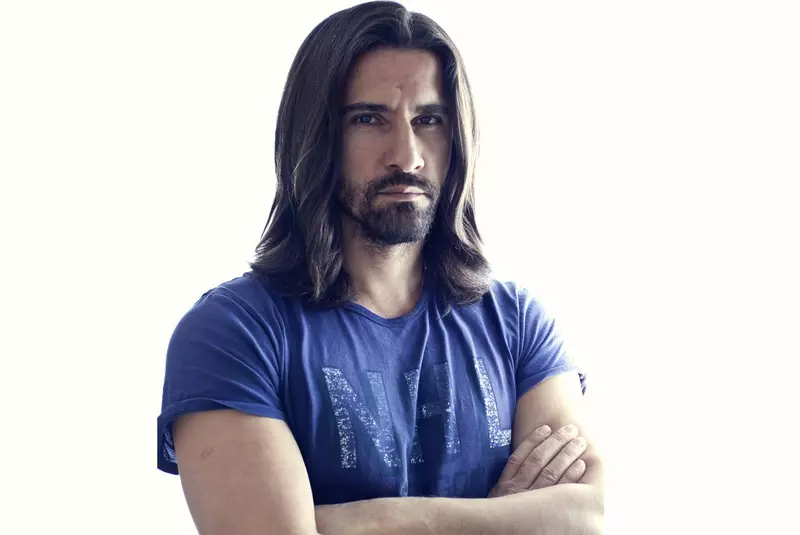 Tibi-Clenci-bravo-ai-stil-3