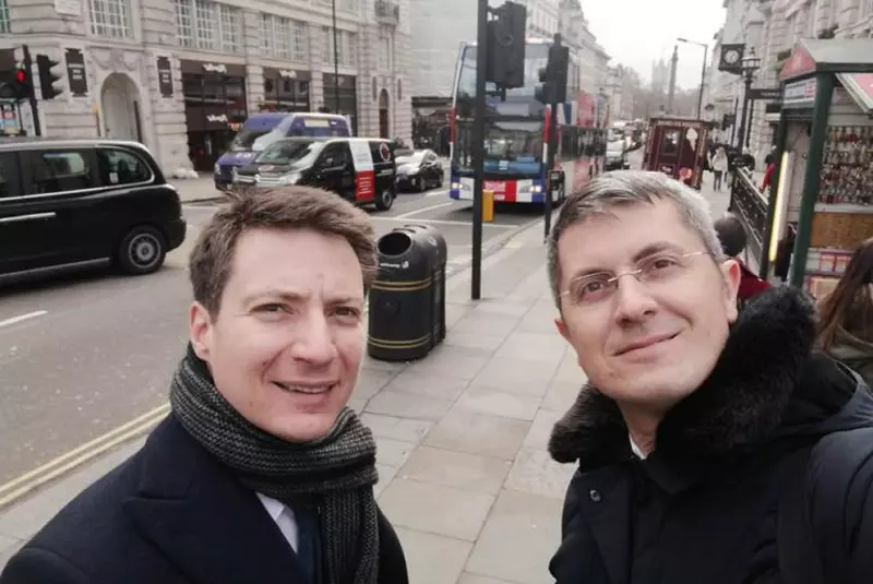 33da3584241952e5a6d97890b3dd2860-t-3