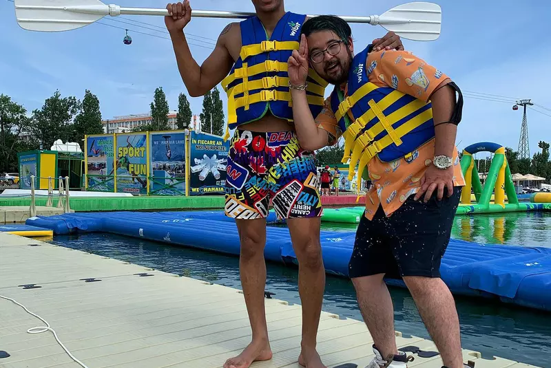 cine-este-blvckmatias-de-la-splash-vedete-la-apa2