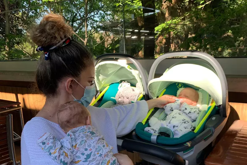 Alina-Ilan-si-gemenii-lor