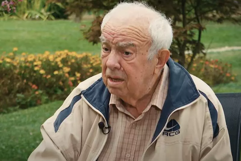 alexandru-arsinel-externat-2