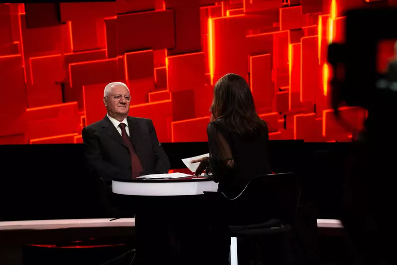 40-de-intrebari-cu-denise-rifai-dumitru-dragomir