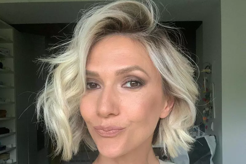 Adela-Popescu-insarcinata-3