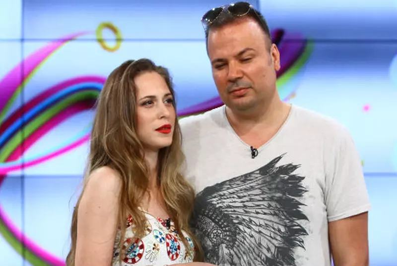 1B251072-97C7-481A-BFF2-B1FA51AD23EB