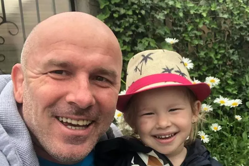 cine-e-sotia-lui-catalin-zmarandescu-1