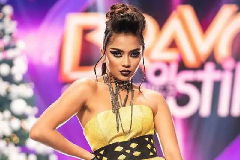 cine-e-tatal-fiicei-bellei-santiago-1