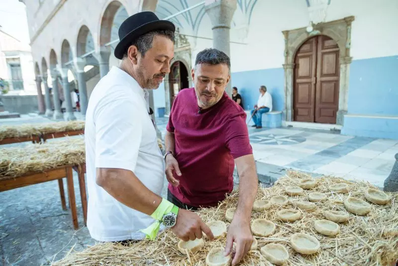 co-prezentatori-chefi-fara-limite-1