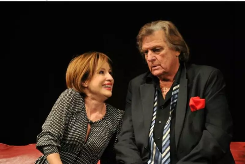 1.-straini-in-noapte-640×427-1