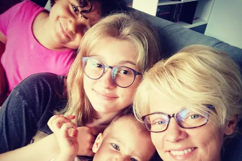 Familia lui Dragos Bucur