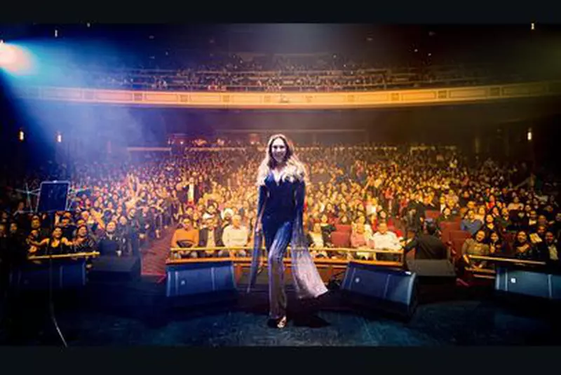 Iulia-Vantur-concerte-America-