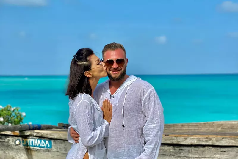 14-vedete-3-col-vandici-bun-1