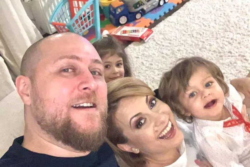 simona gherghe si familia a