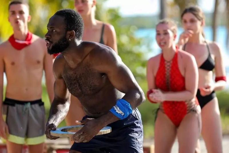 Blaze-alaturi-de-sotia-sa-c-970×546-1