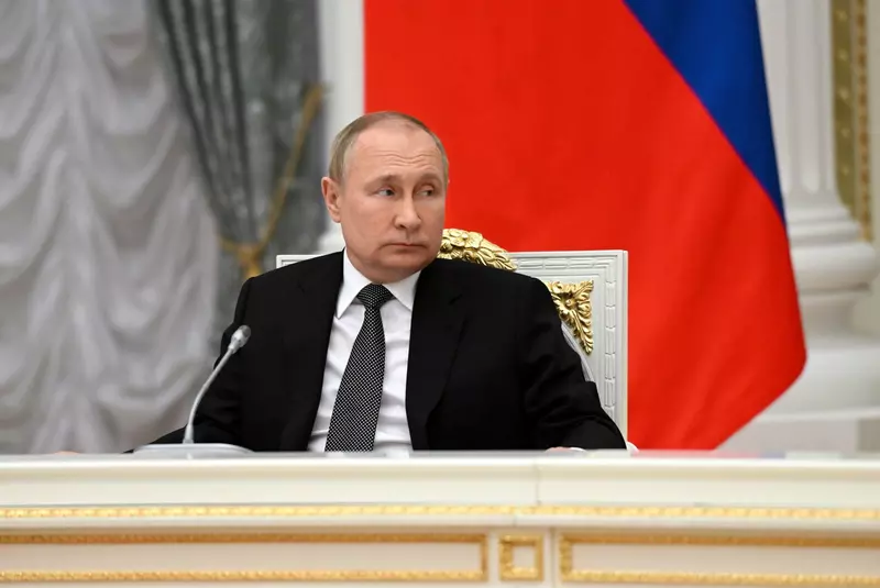 image-2022-05-25-25579336-41-vladimir-putin-facut-vizita-spital-din-moscova