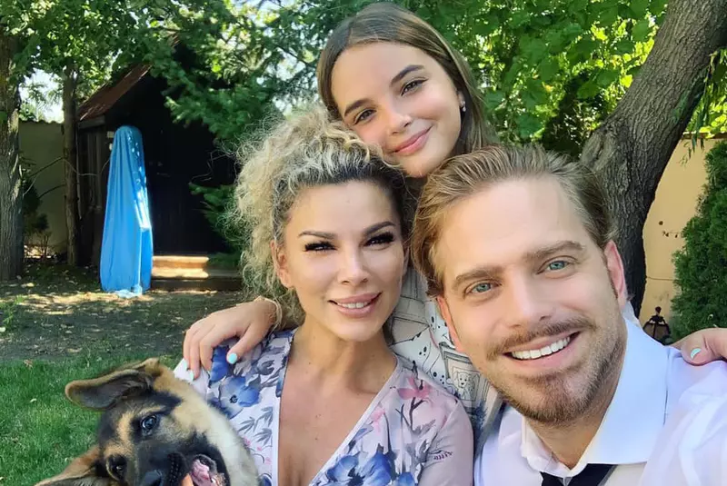 71705759_10220563422734894_7701912101681364992_n