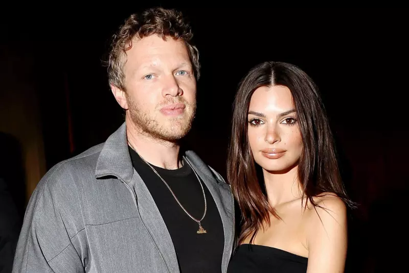 Emily Ratajkowski și Sebastian Bear-McClard s-au despartiri