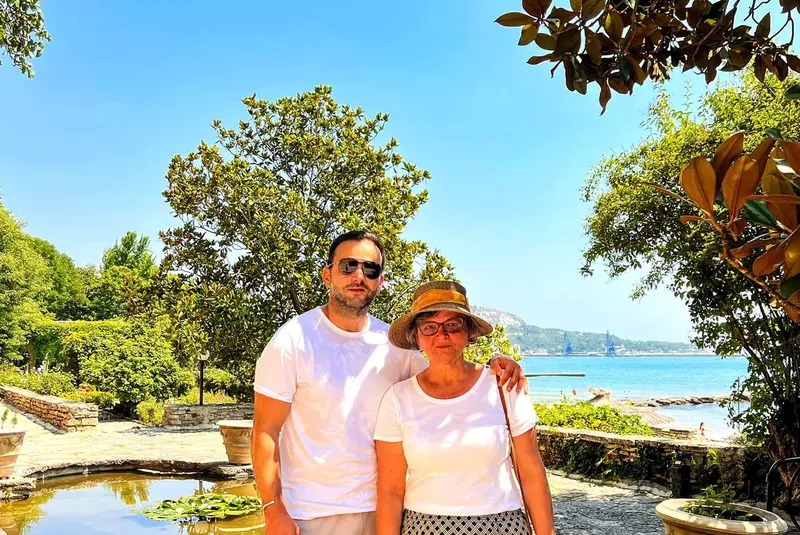 Mihai Morar in vacanta cu familia sa