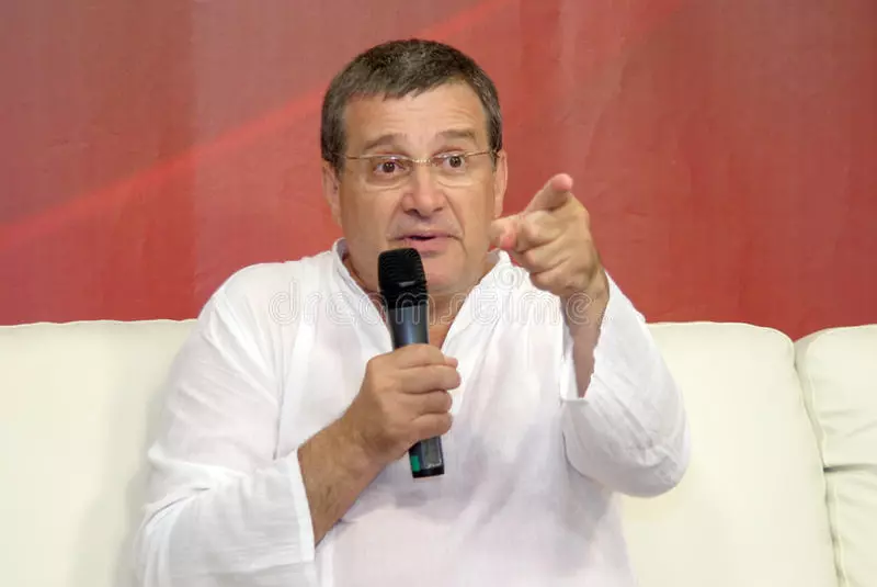 Mircea Dinescu afaceri