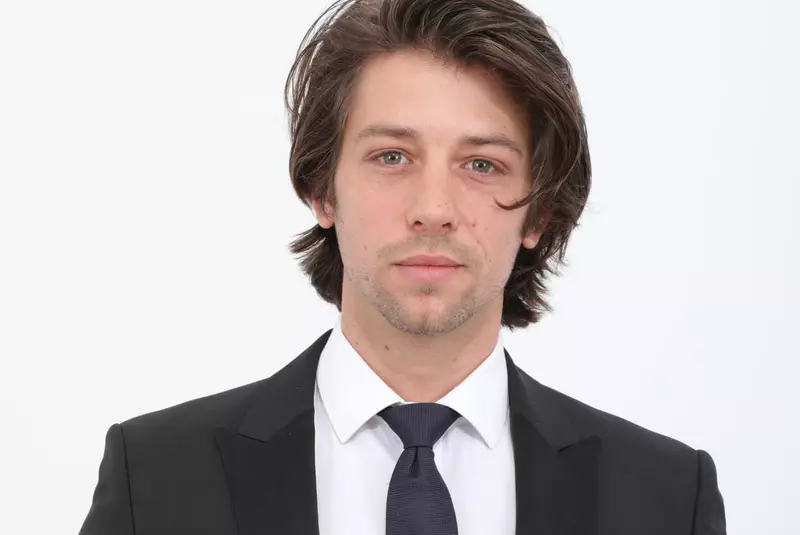 cine-este-paul-diaconescu-1