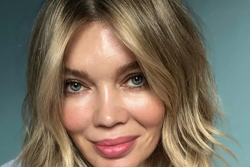 gina-pistol-si-smiley-1