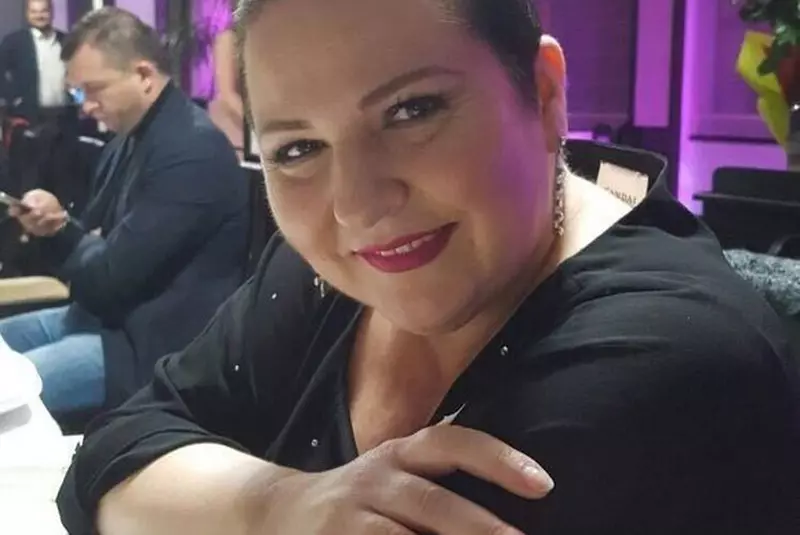 0-321859-romica_nicoleta_tociu_8abcff9f37