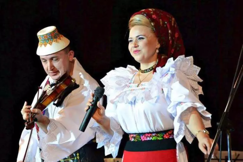 15-lupu-cornelia-cununia-civila-1992-1-1-1024×583-1