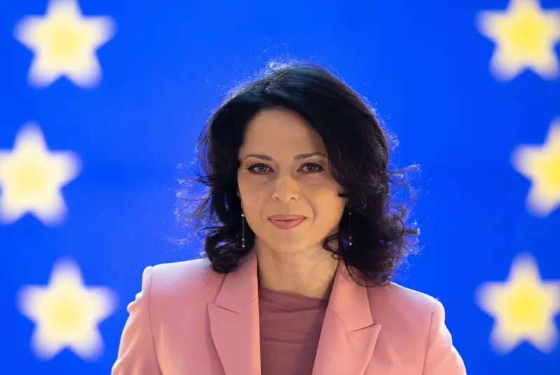 Olivia-Steer-a-pierdut-procesul-cu-Ramona-Strugariu-