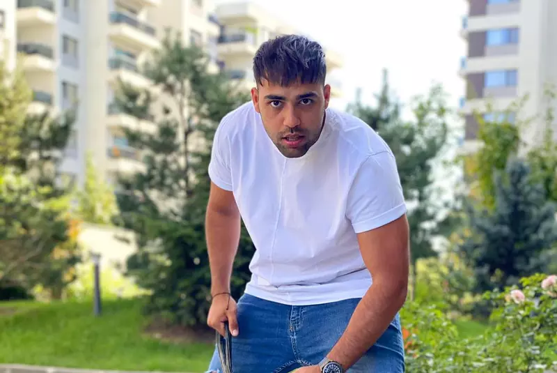 cine-este-levent-sali-