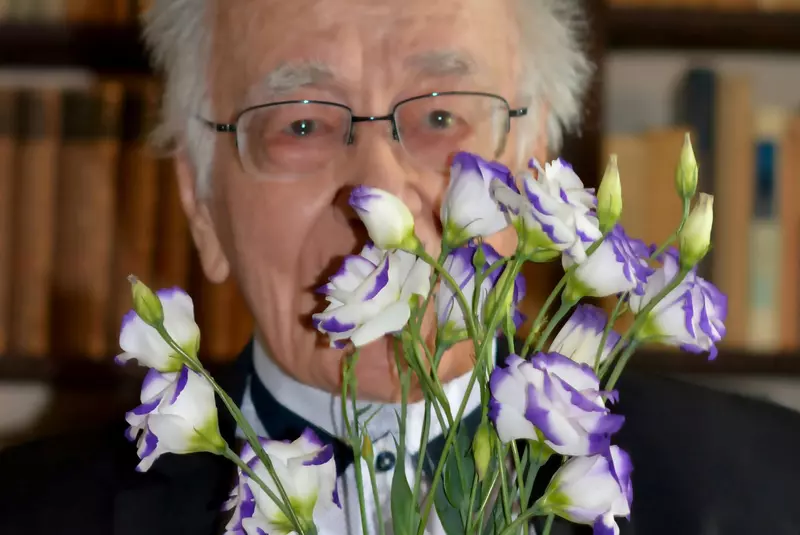 cine-este-sotia-lui-mihai-sora-0