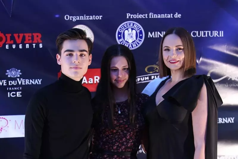 ad05ywvkmzrmmgy5mwjhnmmzoduzodjmmjlkyzhlyzi5ma.thumb_