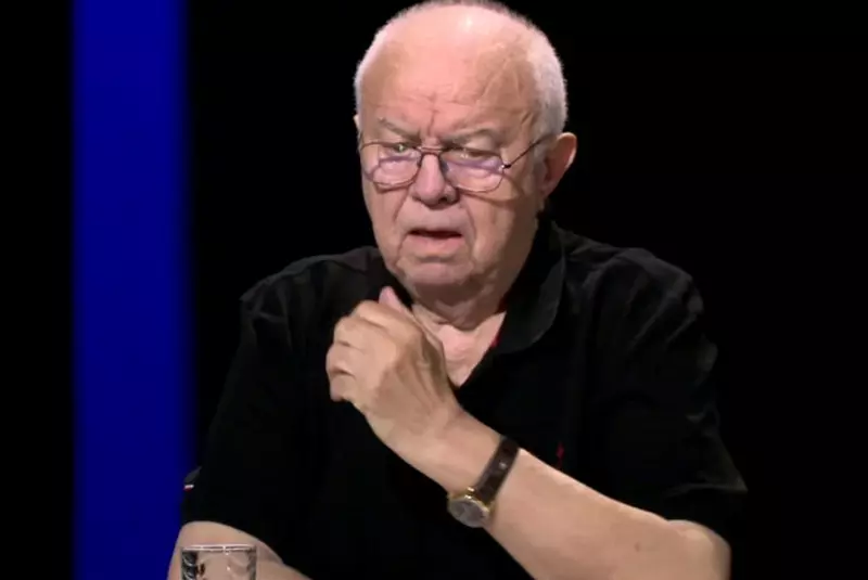 vasile-muraru-i-a-luat-locul-la-teatru-lui-alexandru-arsinel-si-se-ocupa-de-inmormantarea-actorului