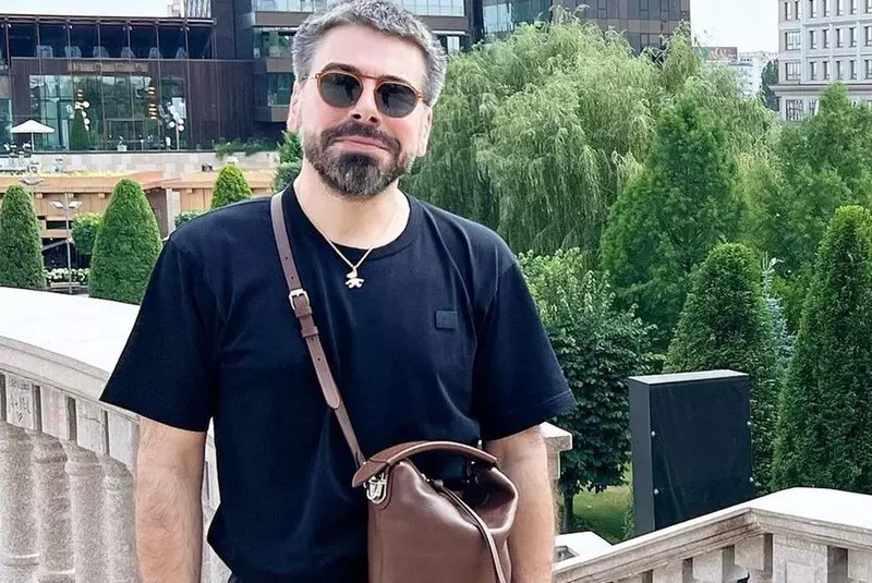 maurice-munteanu-2-1024×1024-1-1024×1024-1